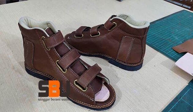 sepatu difabel